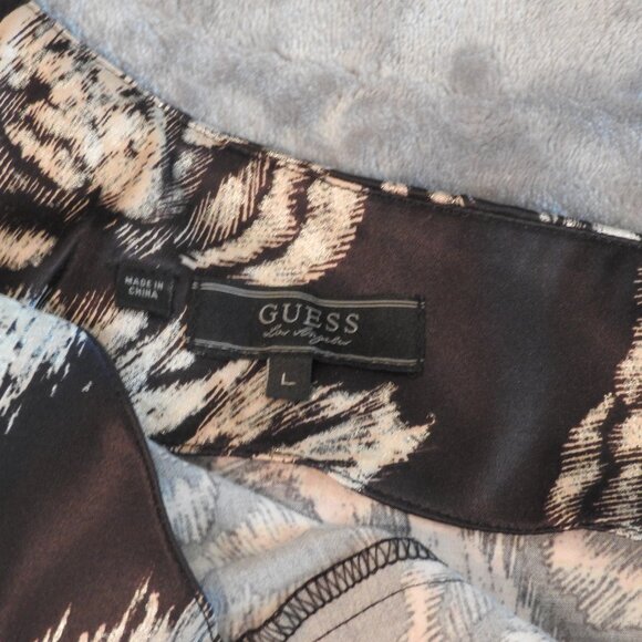 Guess One Shoulder Metallic Floral Sleeveless Top, Large - Picture 3 of 5